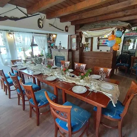 Guest house Къща За Гости Джонсън *